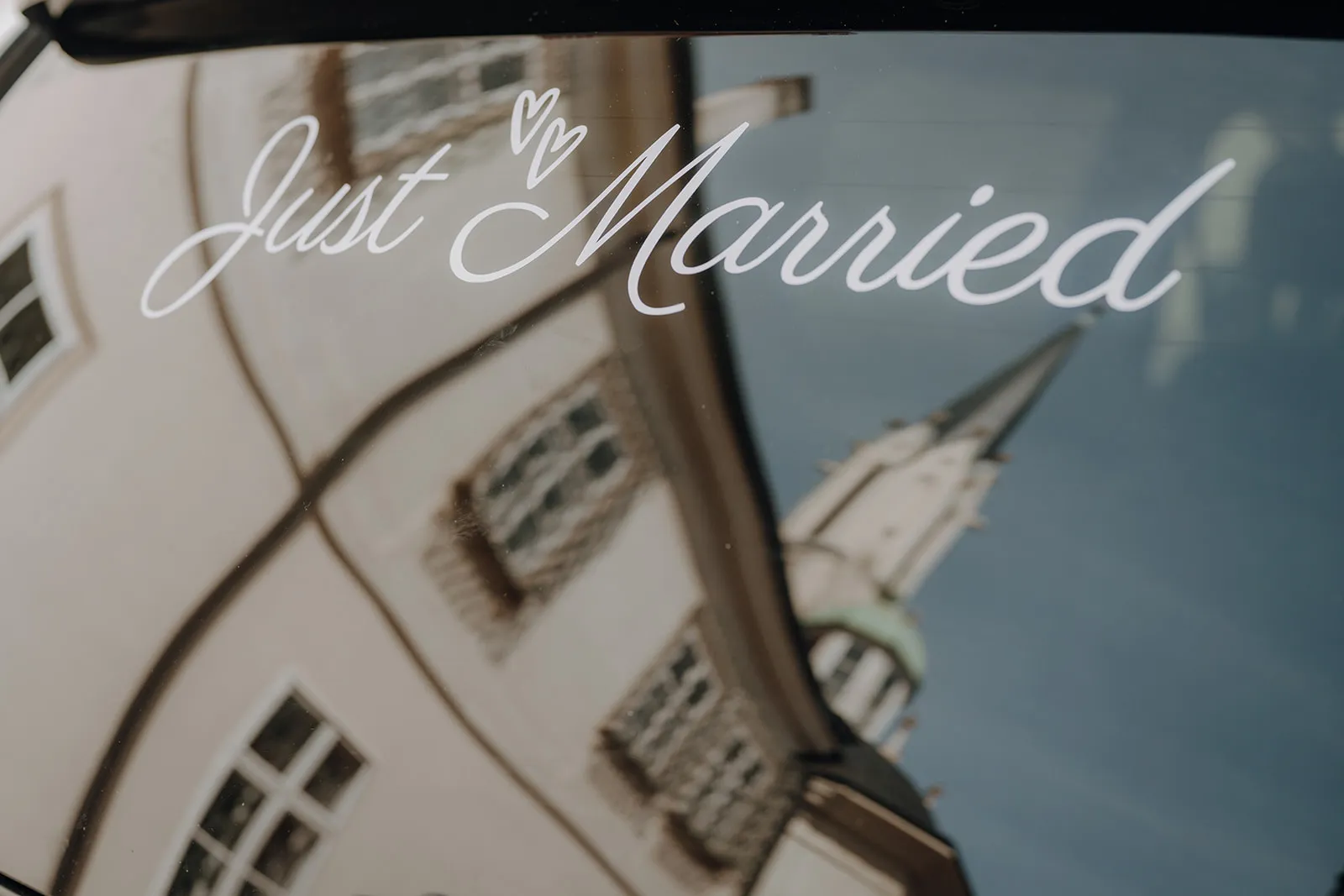 Emotionale Hochzeitsfotografie Wien – authentische Momente festgehalten von Walter Skokanitsch